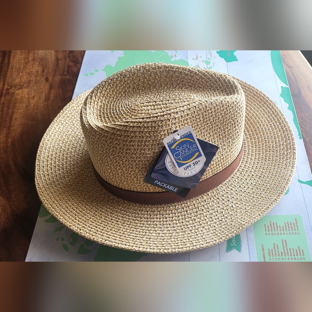 Wallaroo hat